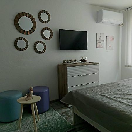 Lucic Guesthouse Цетине Экстерьер фото