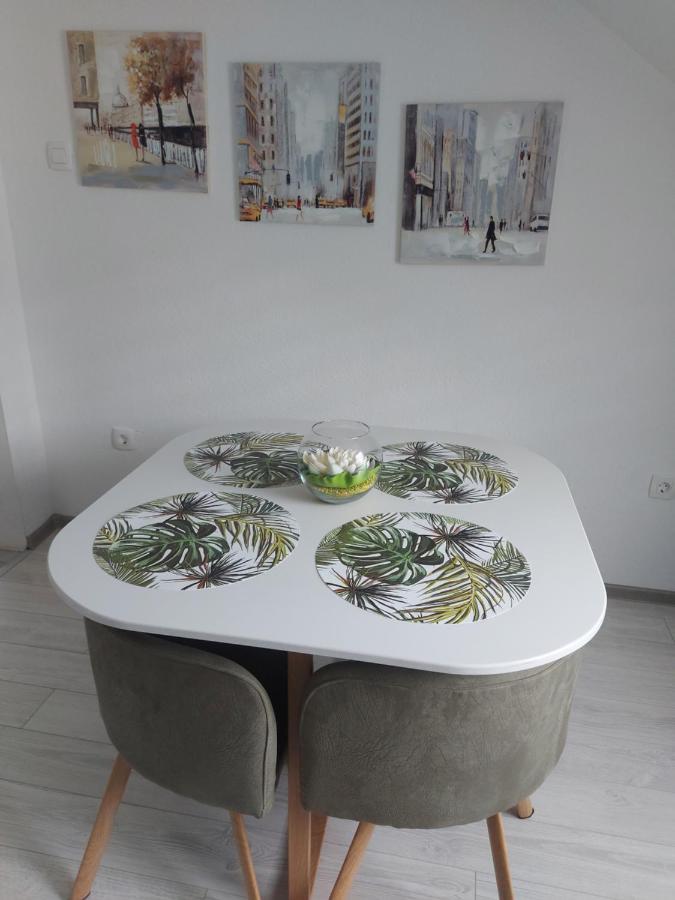 Lucic Guesthouse Цетине Экстерьер фото