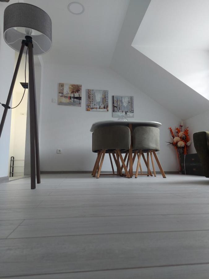 Lucic Guesthouse Цетине Экстерьер фото