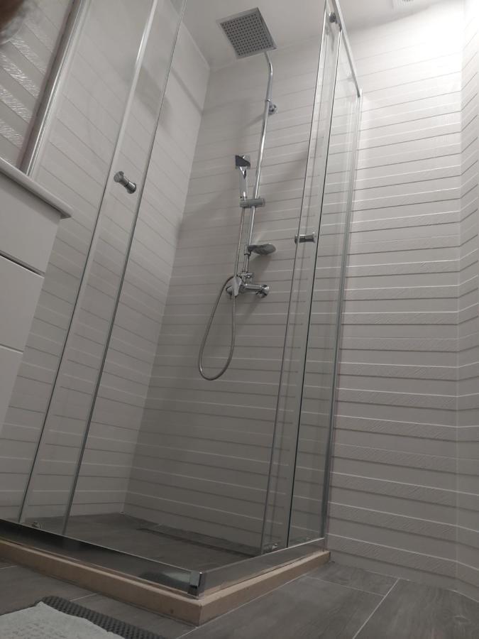 Lucic Guesthouse Цетине Экстерьер фото